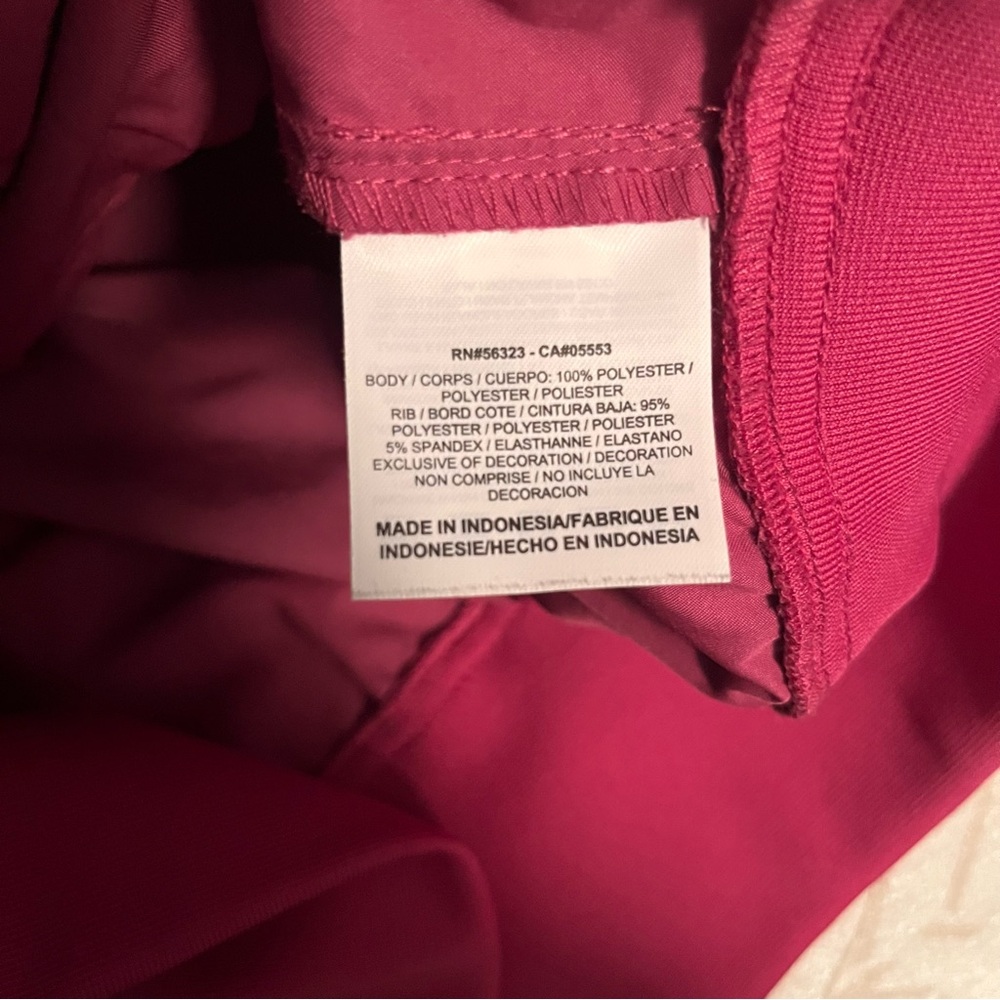 Nike Women's Pink Jacket. Size XL. - Picture 5 of 7